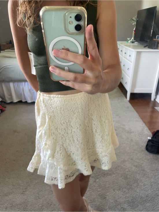 Francesca's Collections Dresses & Skirts - Brand New Francesca's Cream Lace Skirt